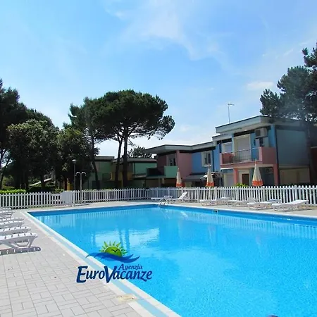 Villaggio Sirenuse * Bibione